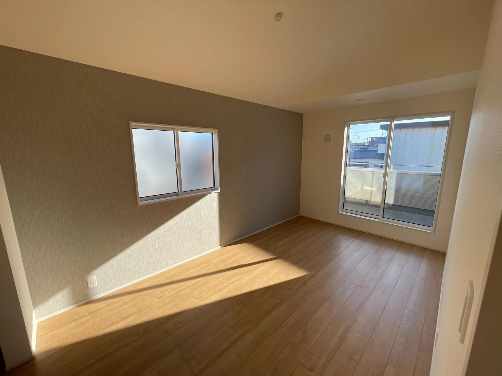 【4号棟 洋室(7.5帖)】