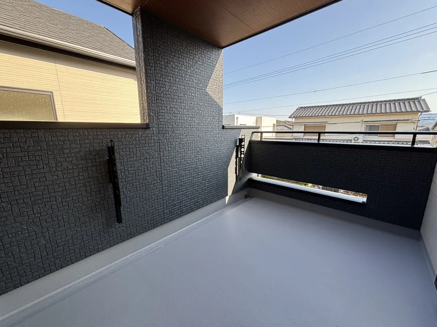 【1号棟:バルコニー】