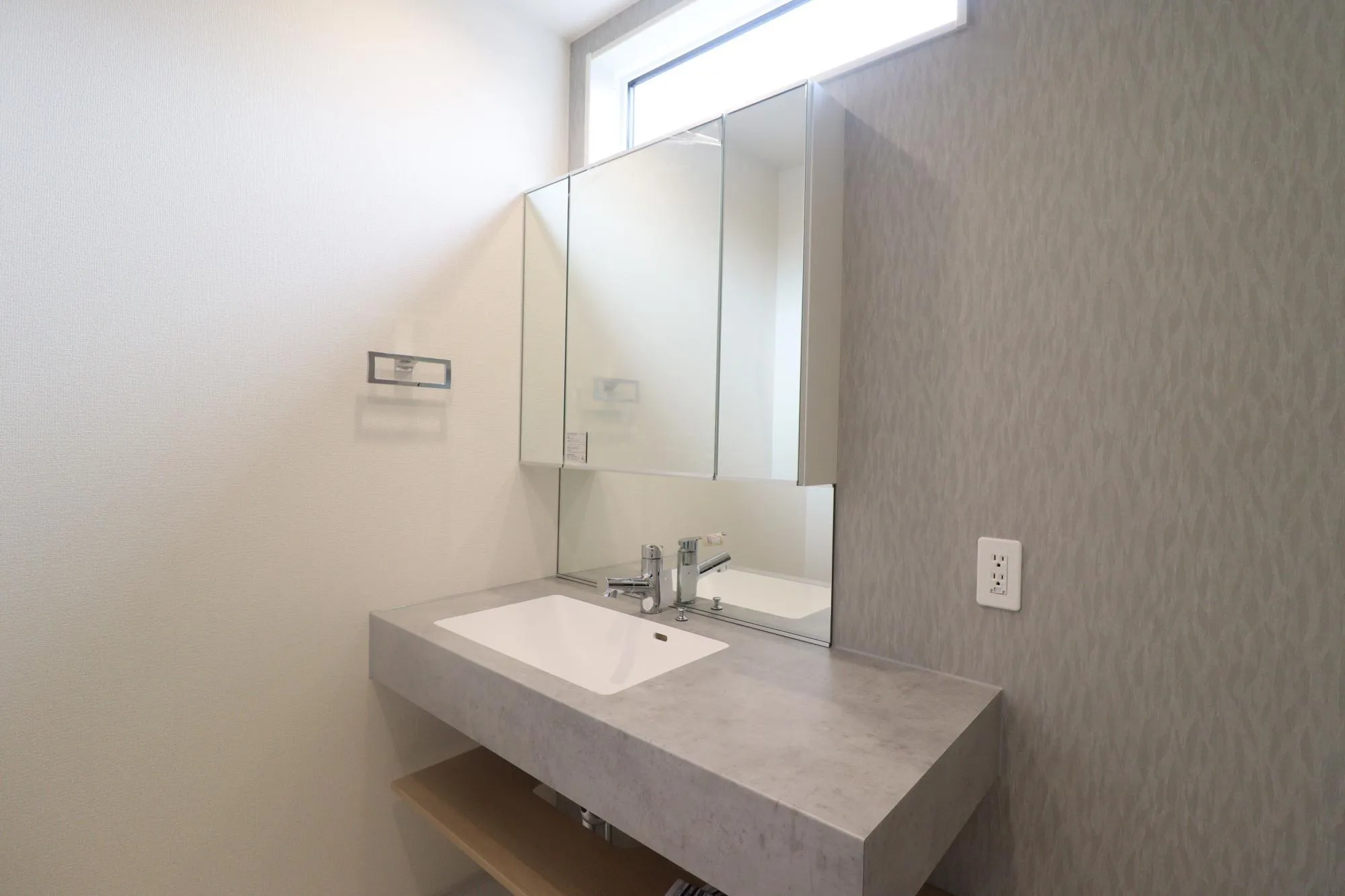 【洗面化粧台】