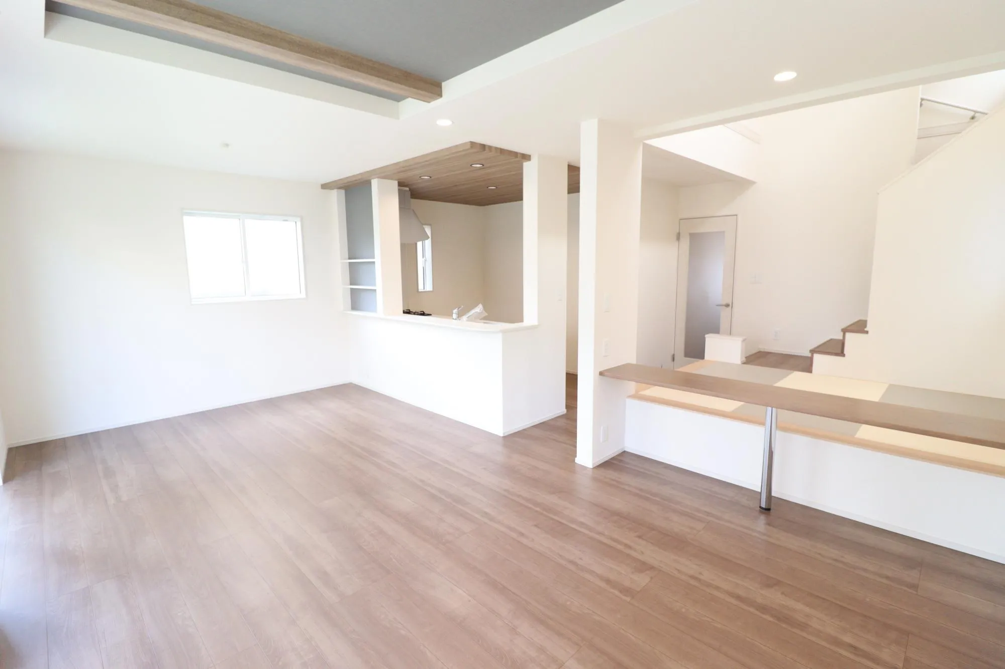 【①号棟　LDK】