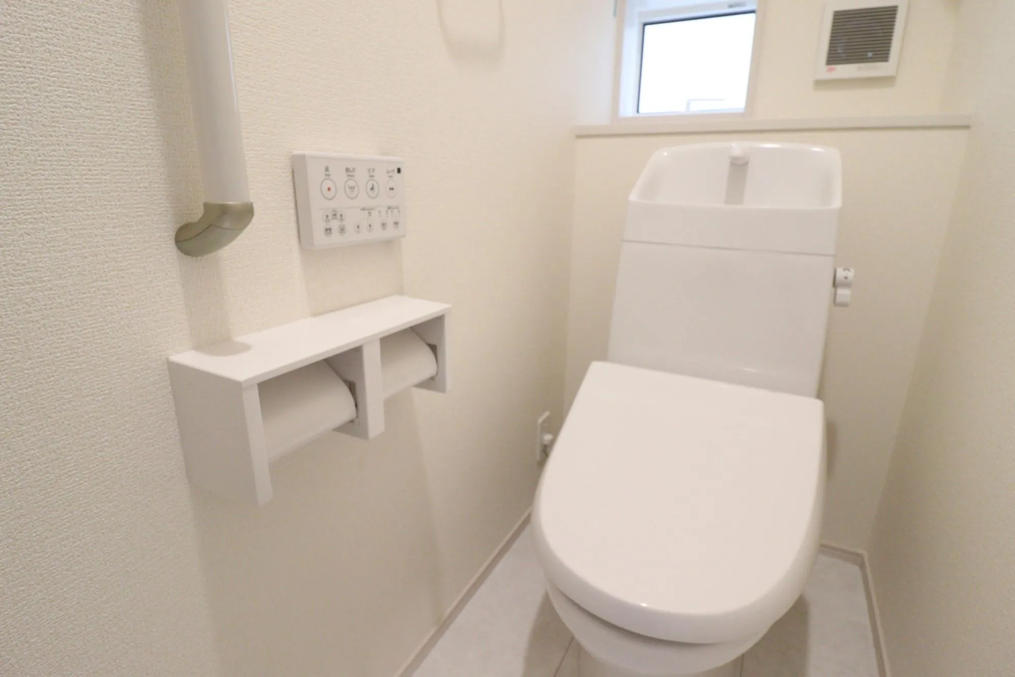 【①号棟　1Fトイレ】