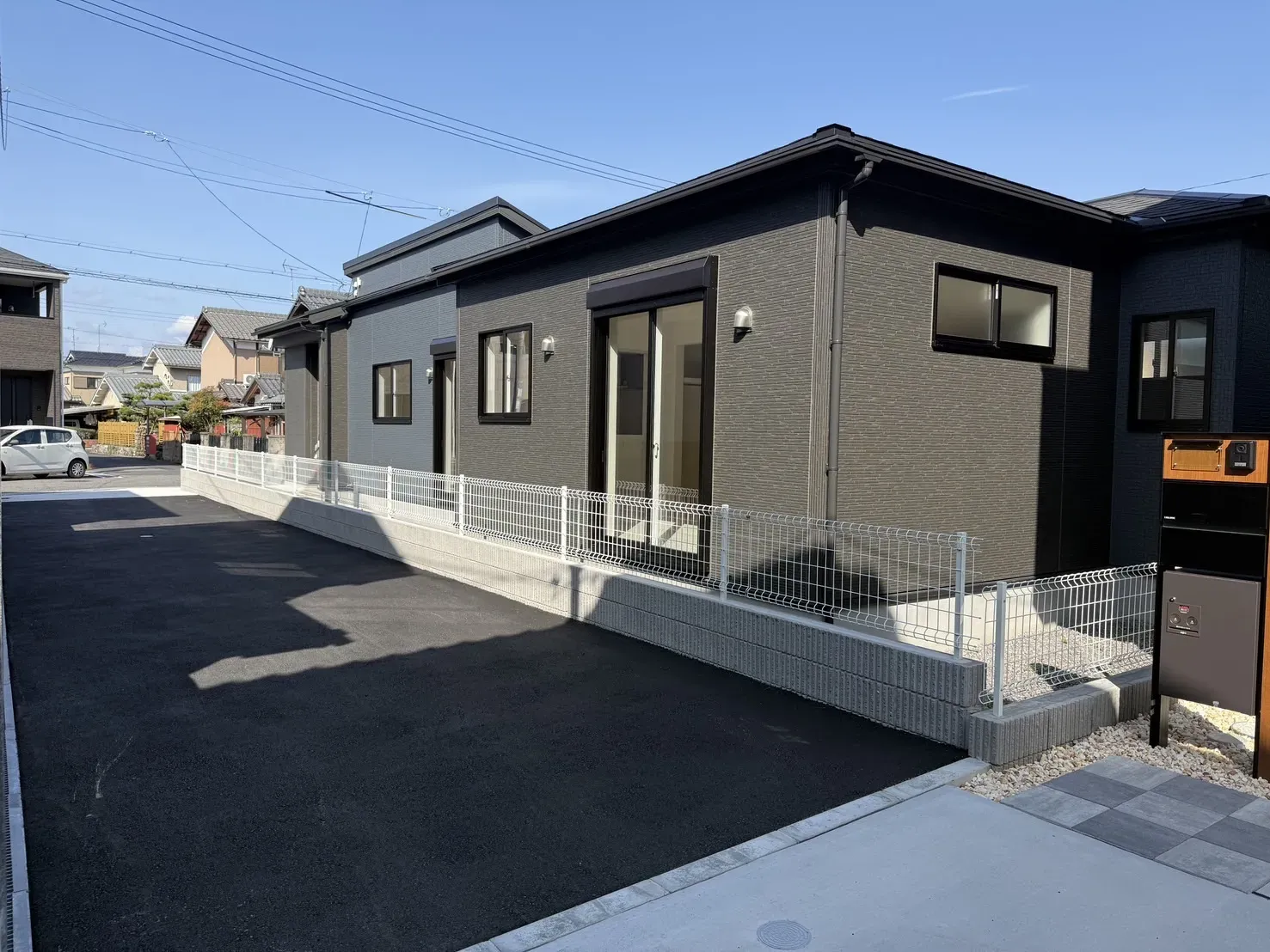 【①号棟現地外観】2025.11.7撮影