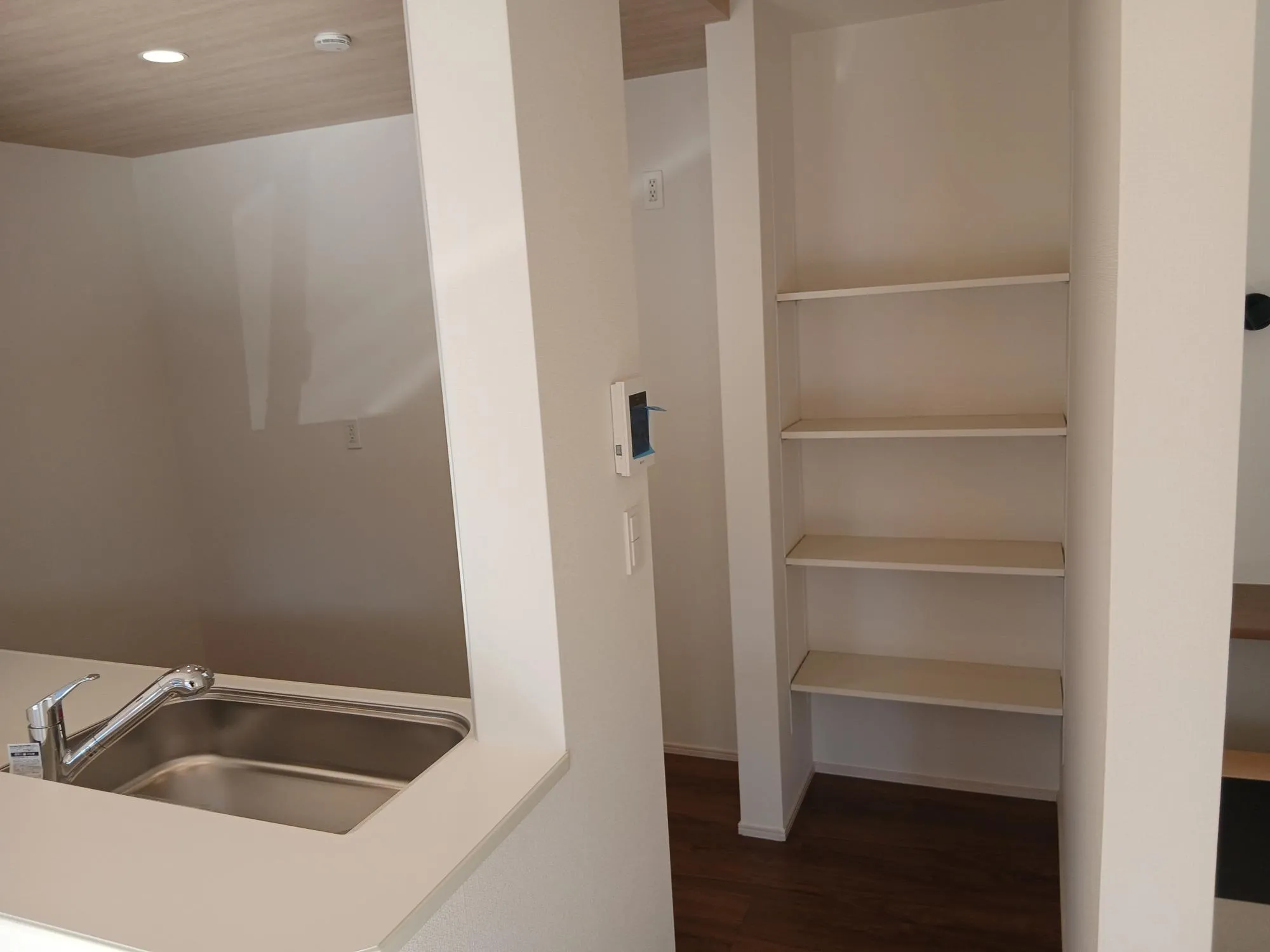 キッチン可動棚