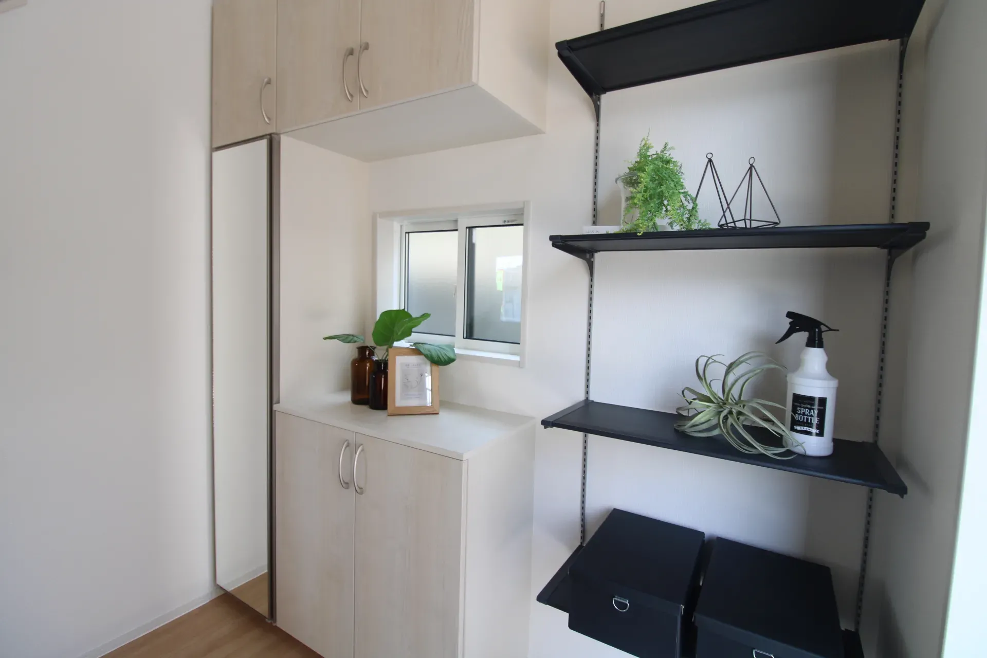 シューズボックス、可動棚