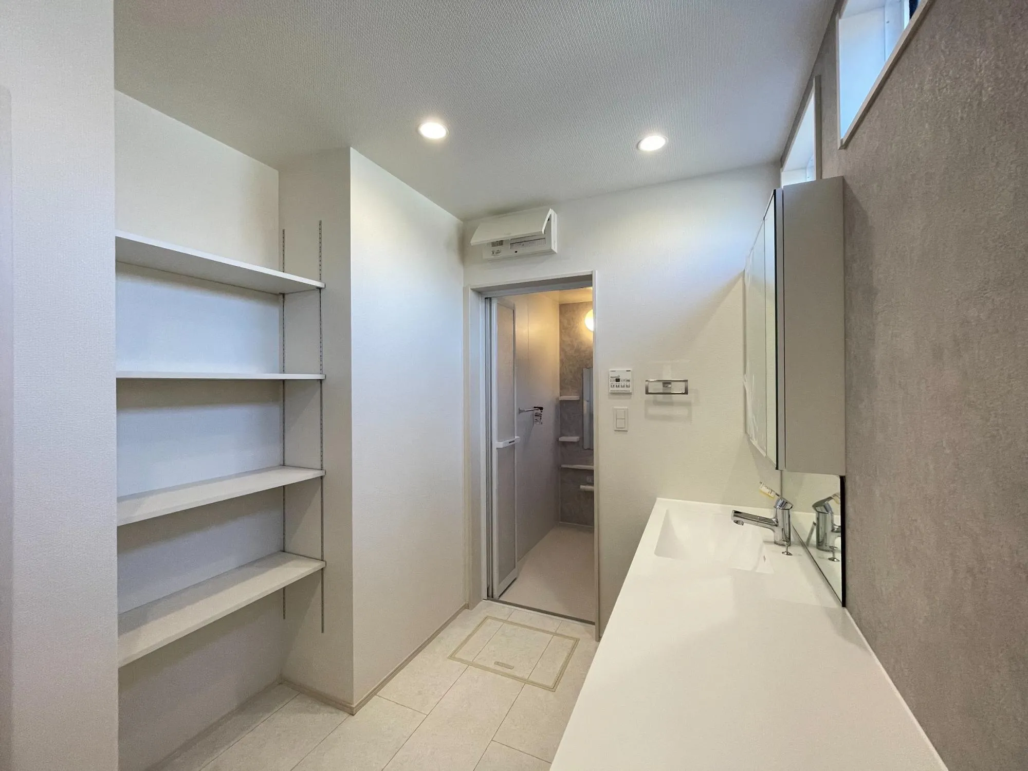 ①号棟　洗面室