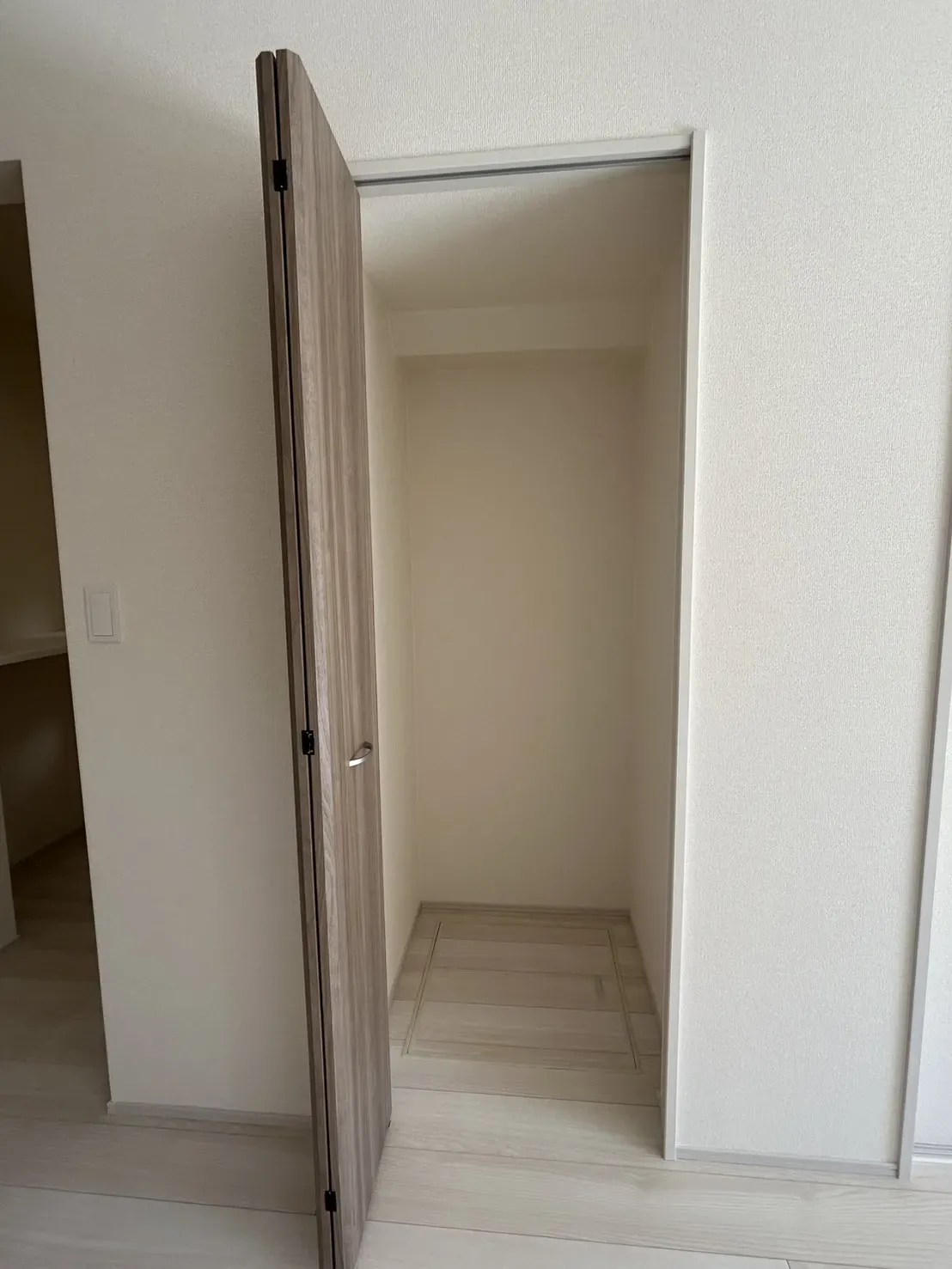 【リビング収納】