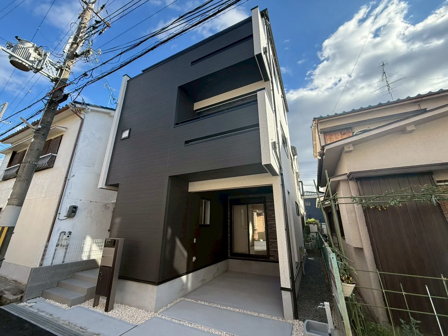 【外観 | 1号棟】