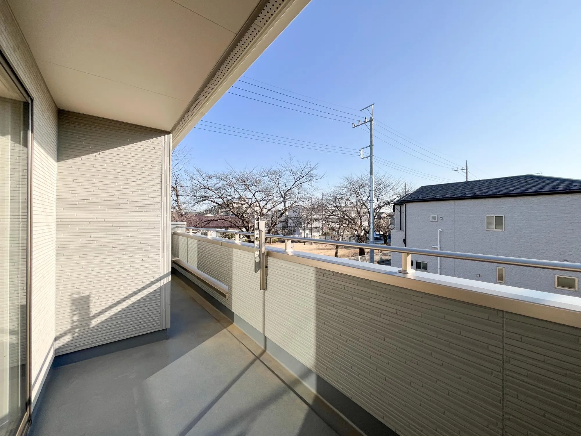 【2階　バルコニー】