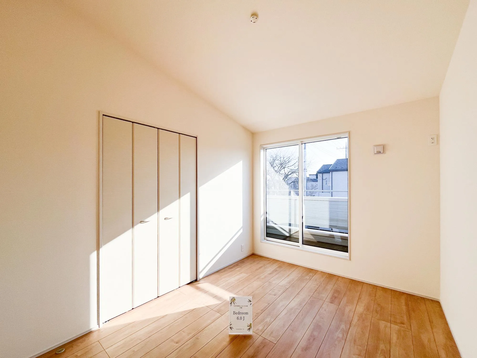 【2階　洋室6帖】