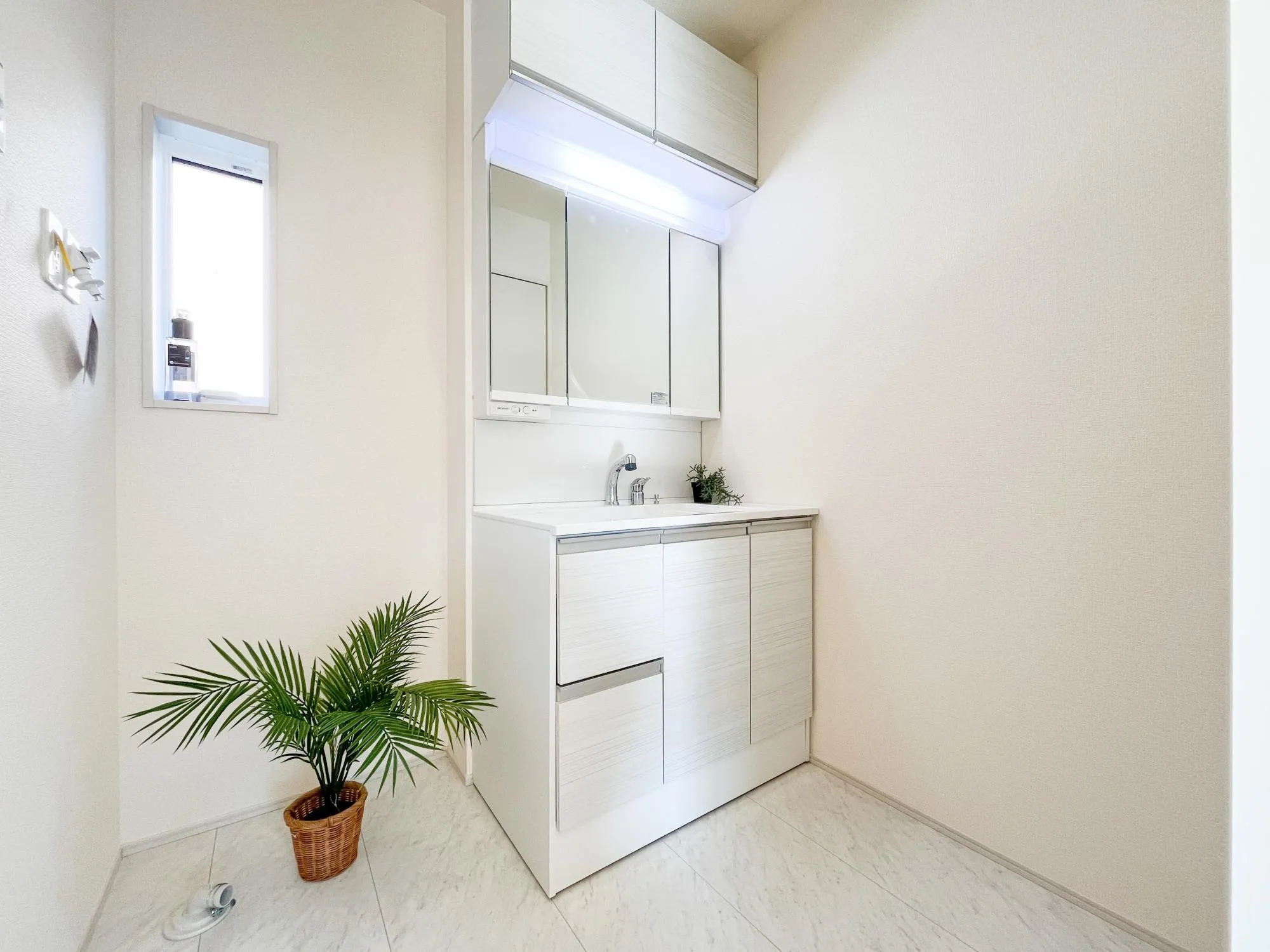 【1階　洗面所】