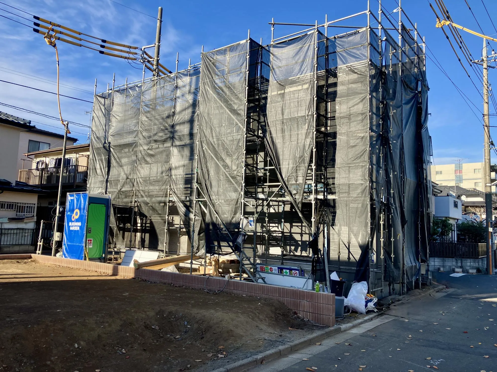 【1号棟 外観】