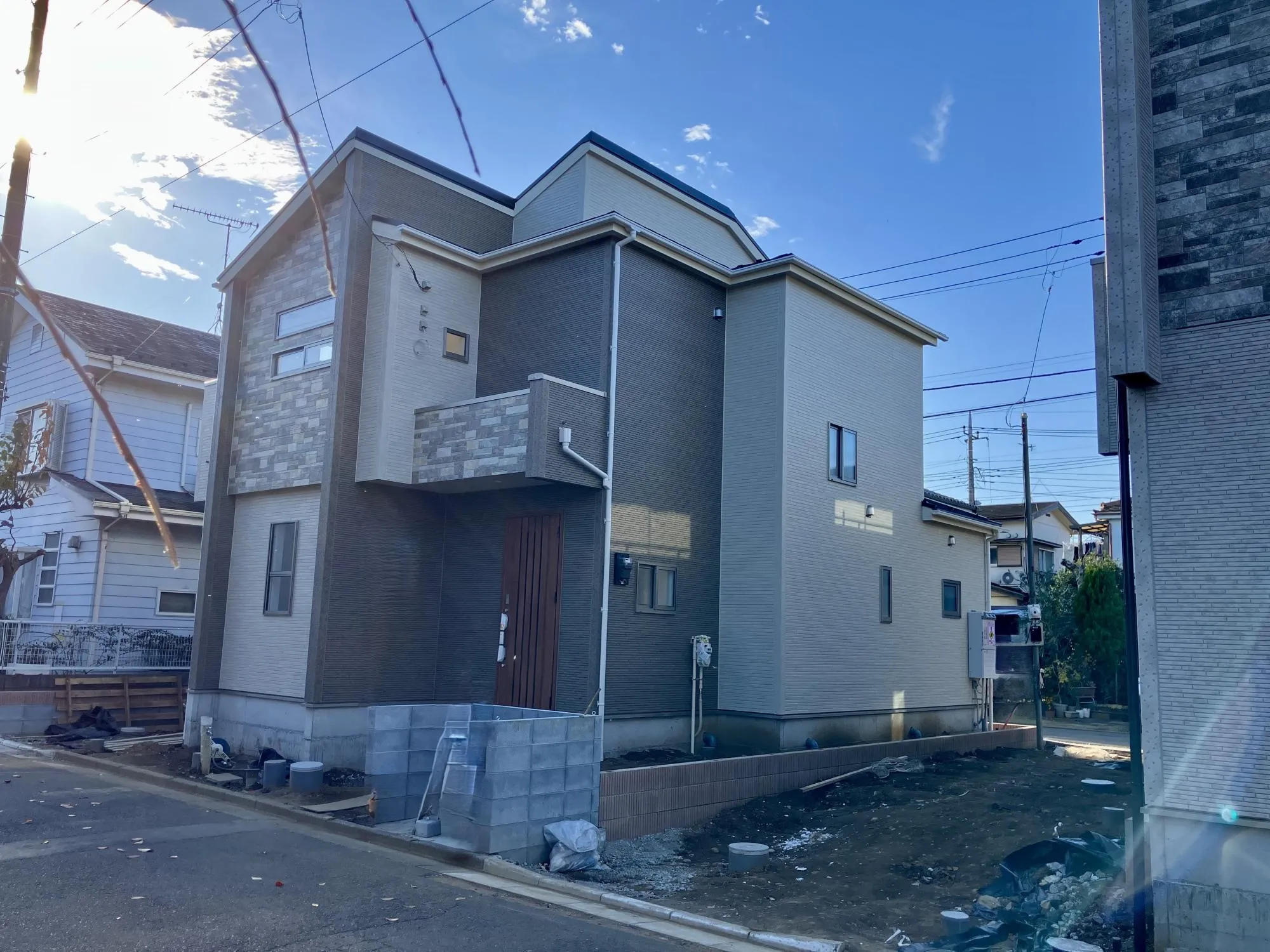 【4号棟　外観】