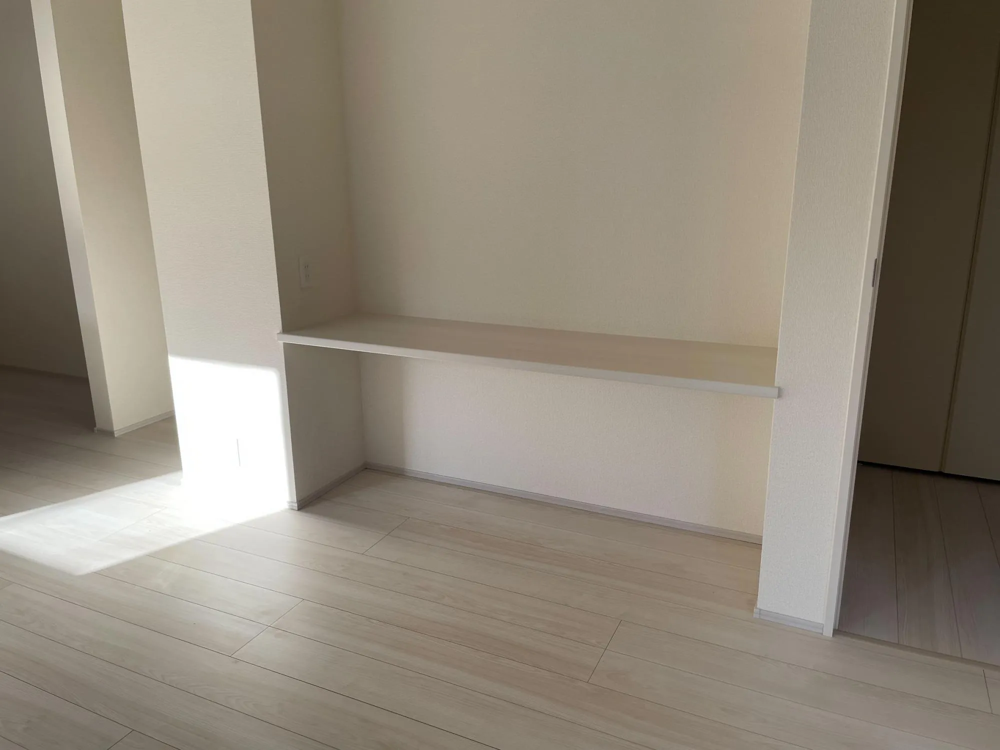 【4号棟　LDK(17.5帖)　カウンター】