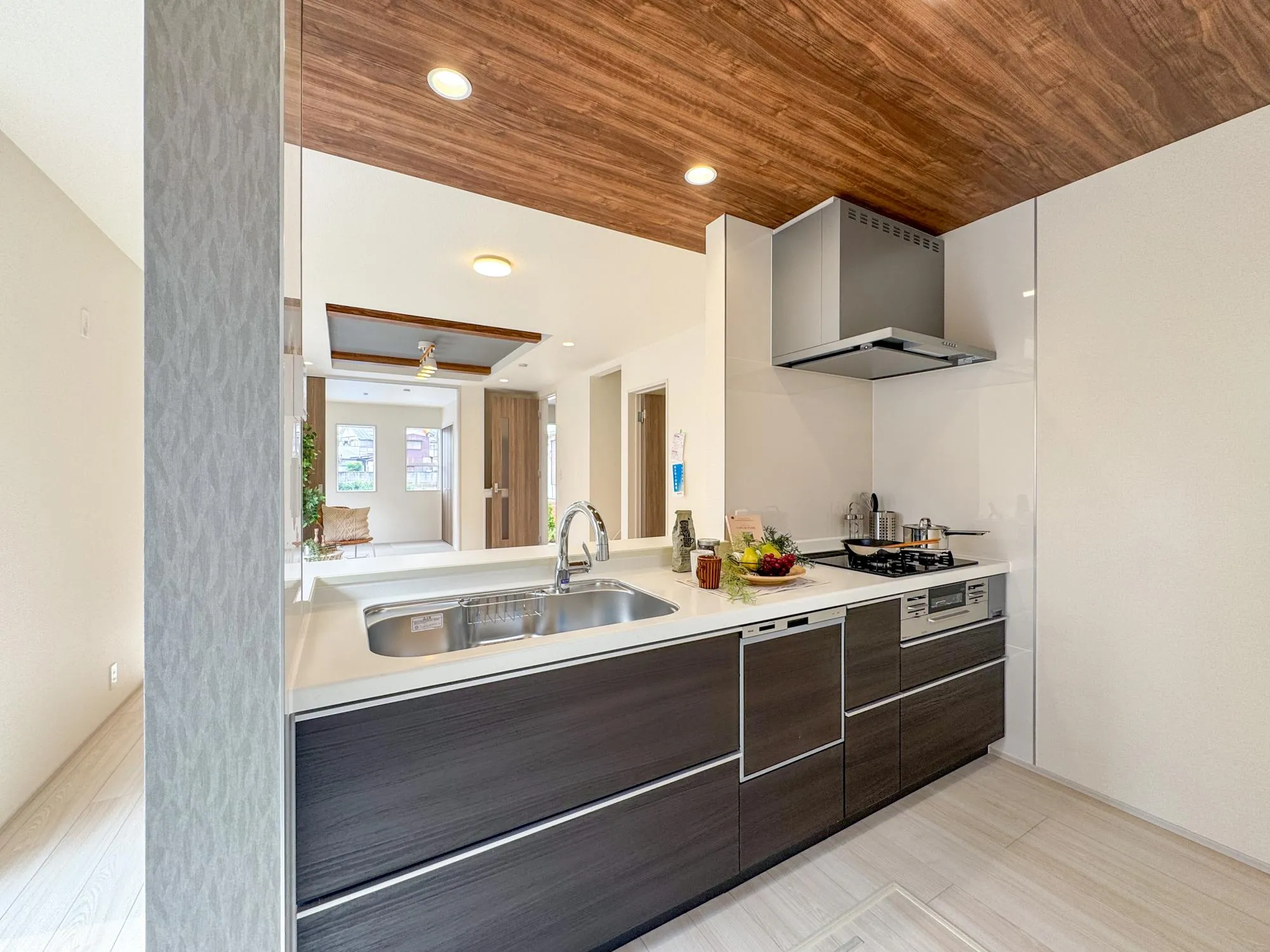 【1階　キッチン】