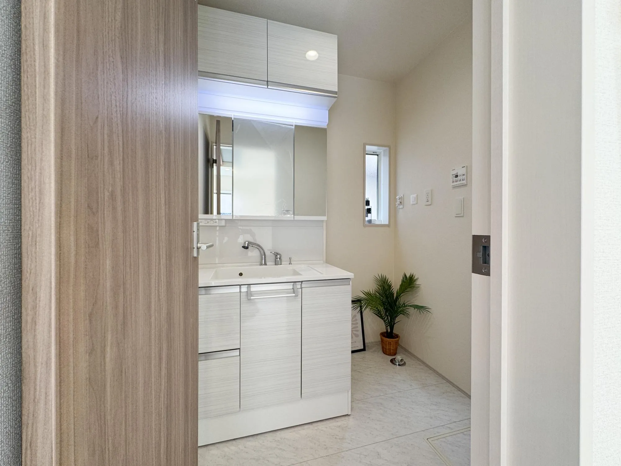 【1階　洗面所】