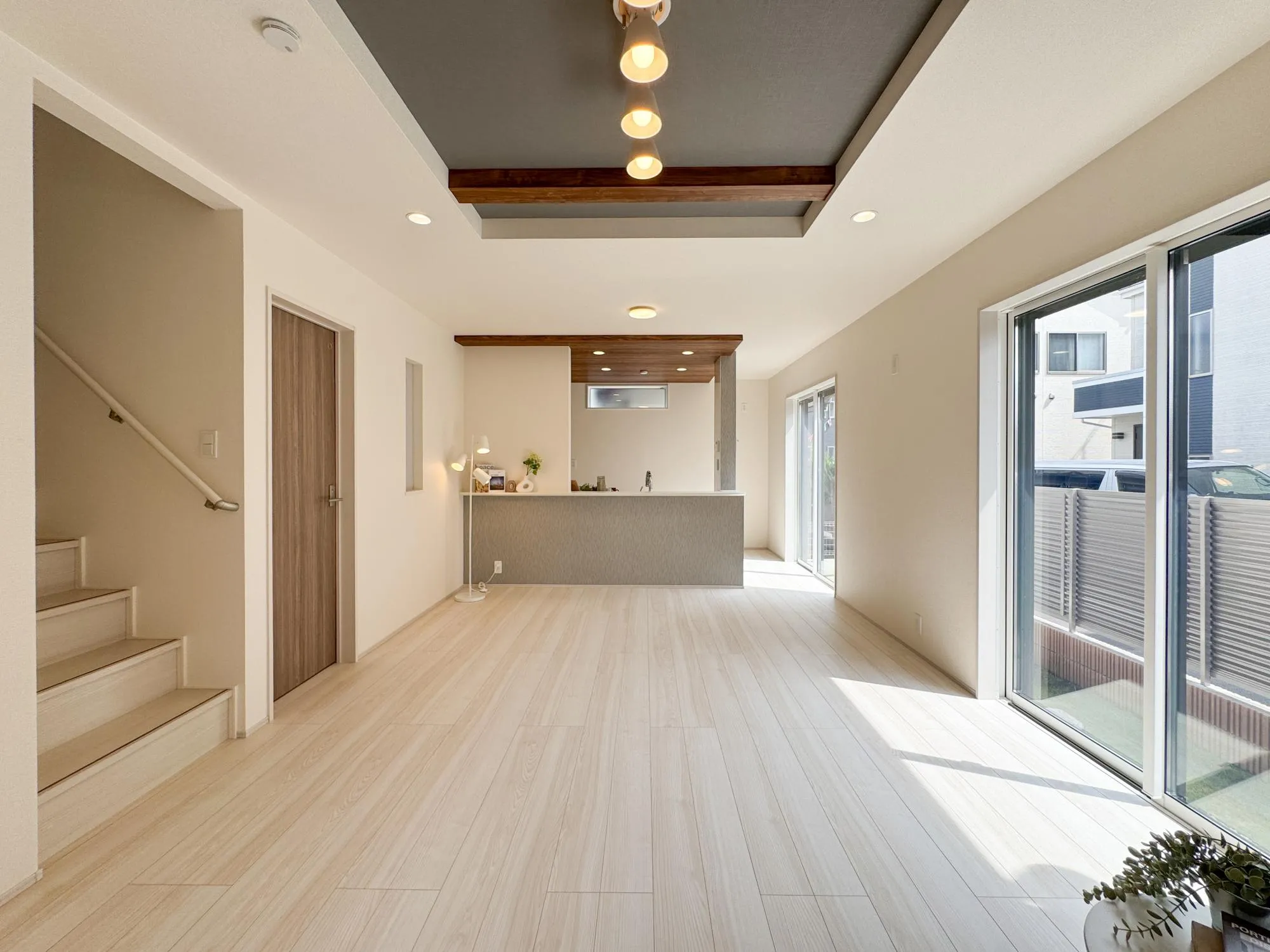 【1階　LDK(17.25帖)】