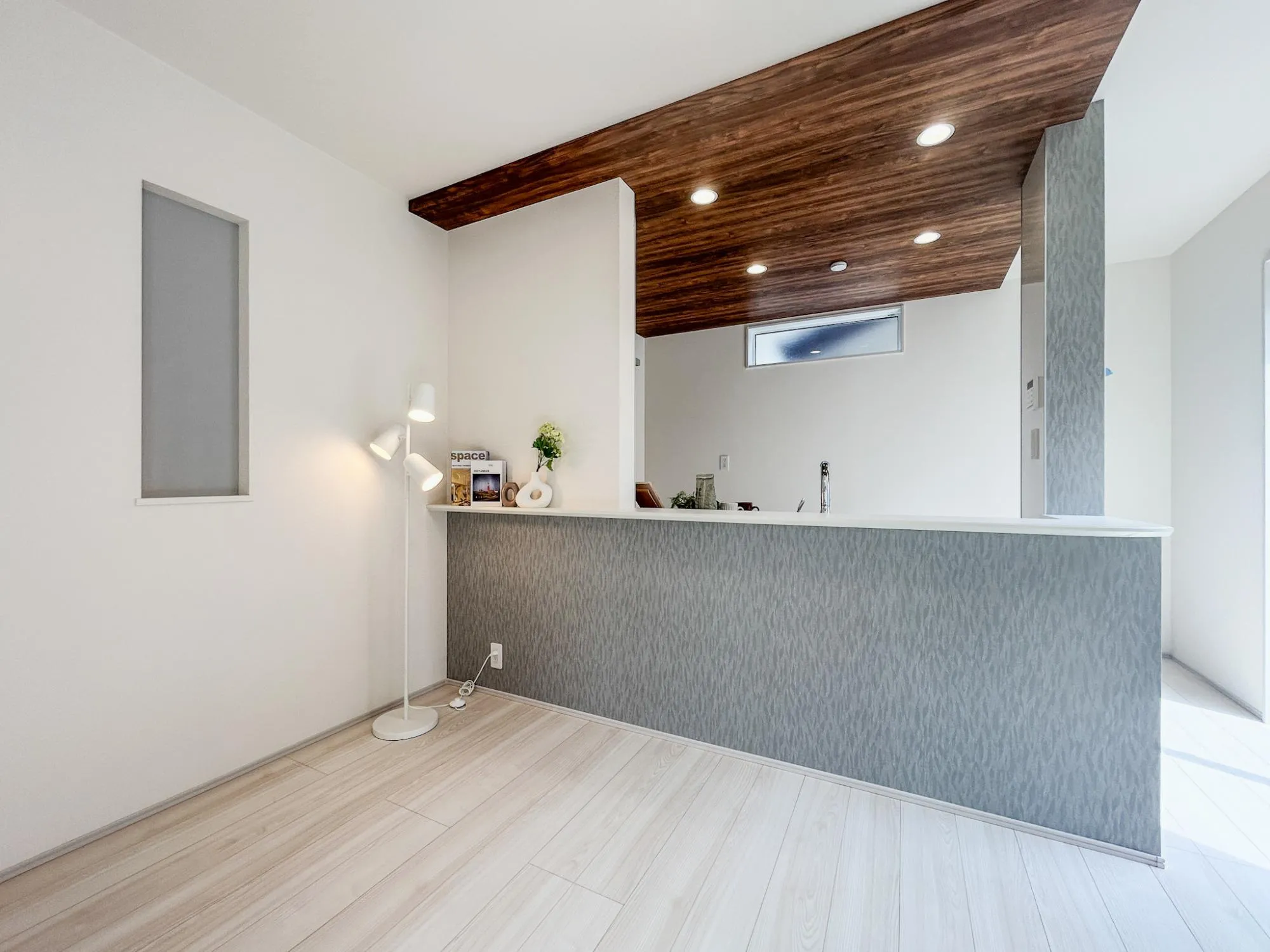 【1階　キッチン】