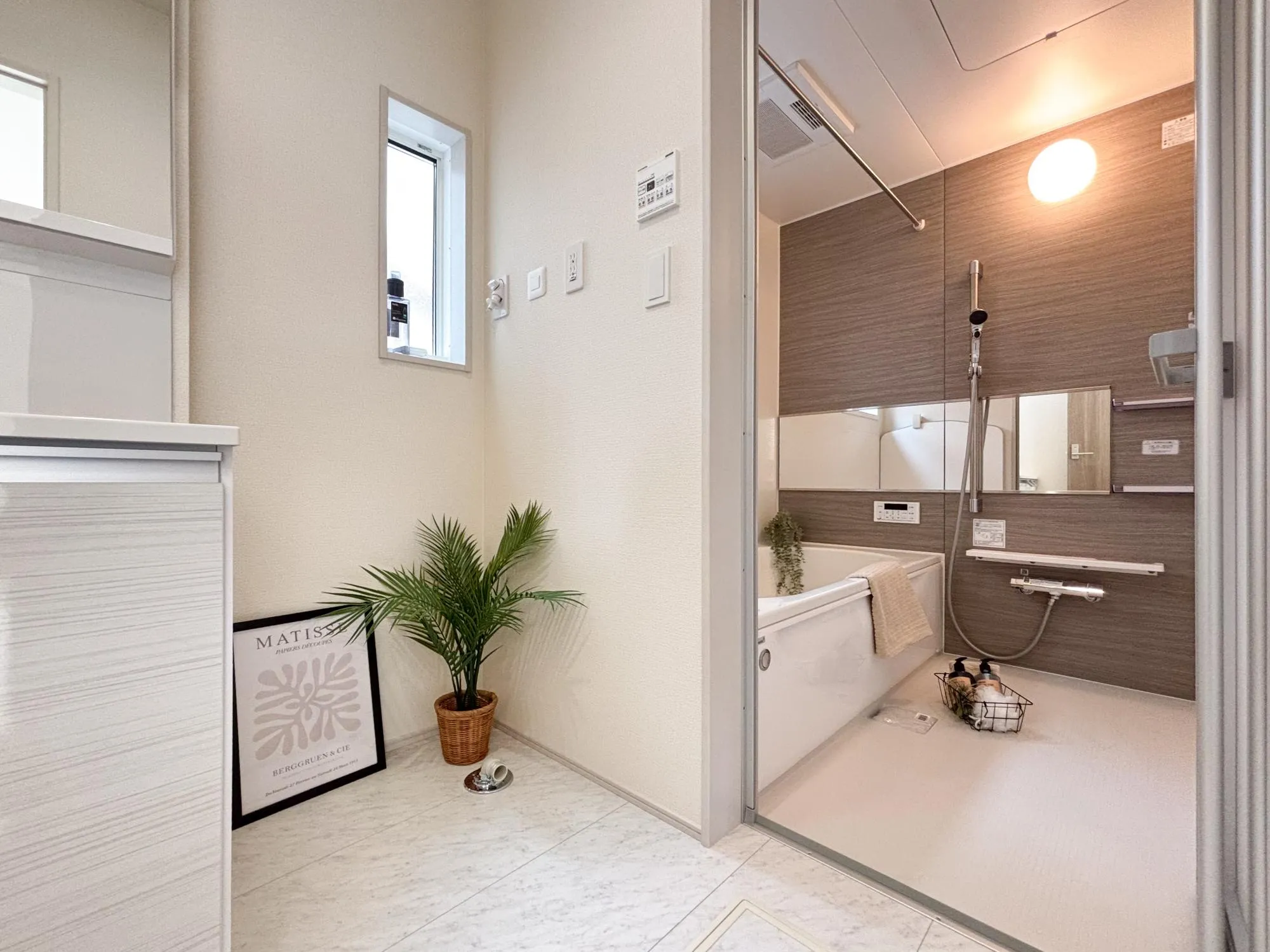 【1階　洗面所】