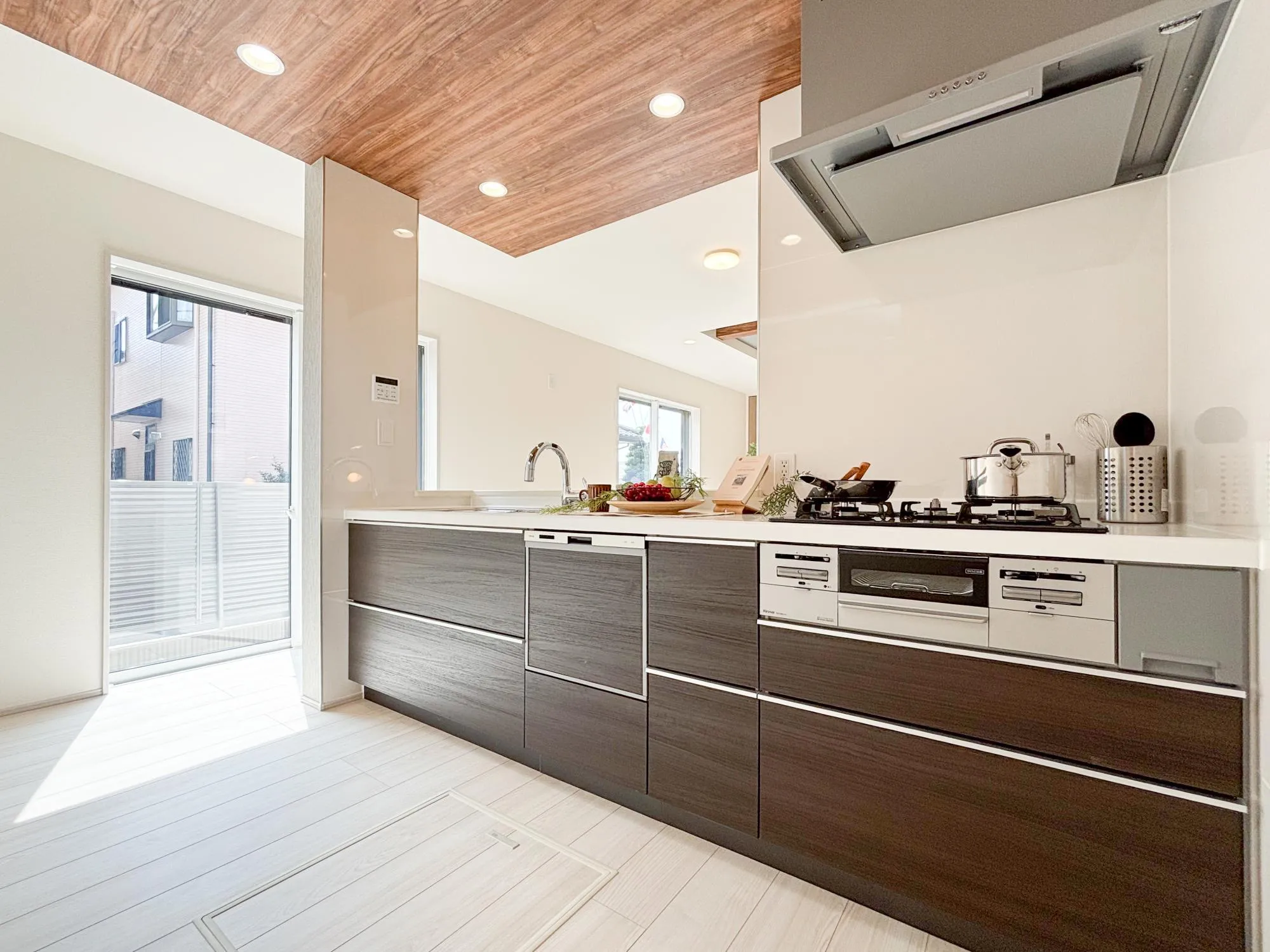 【1階　キッチン】