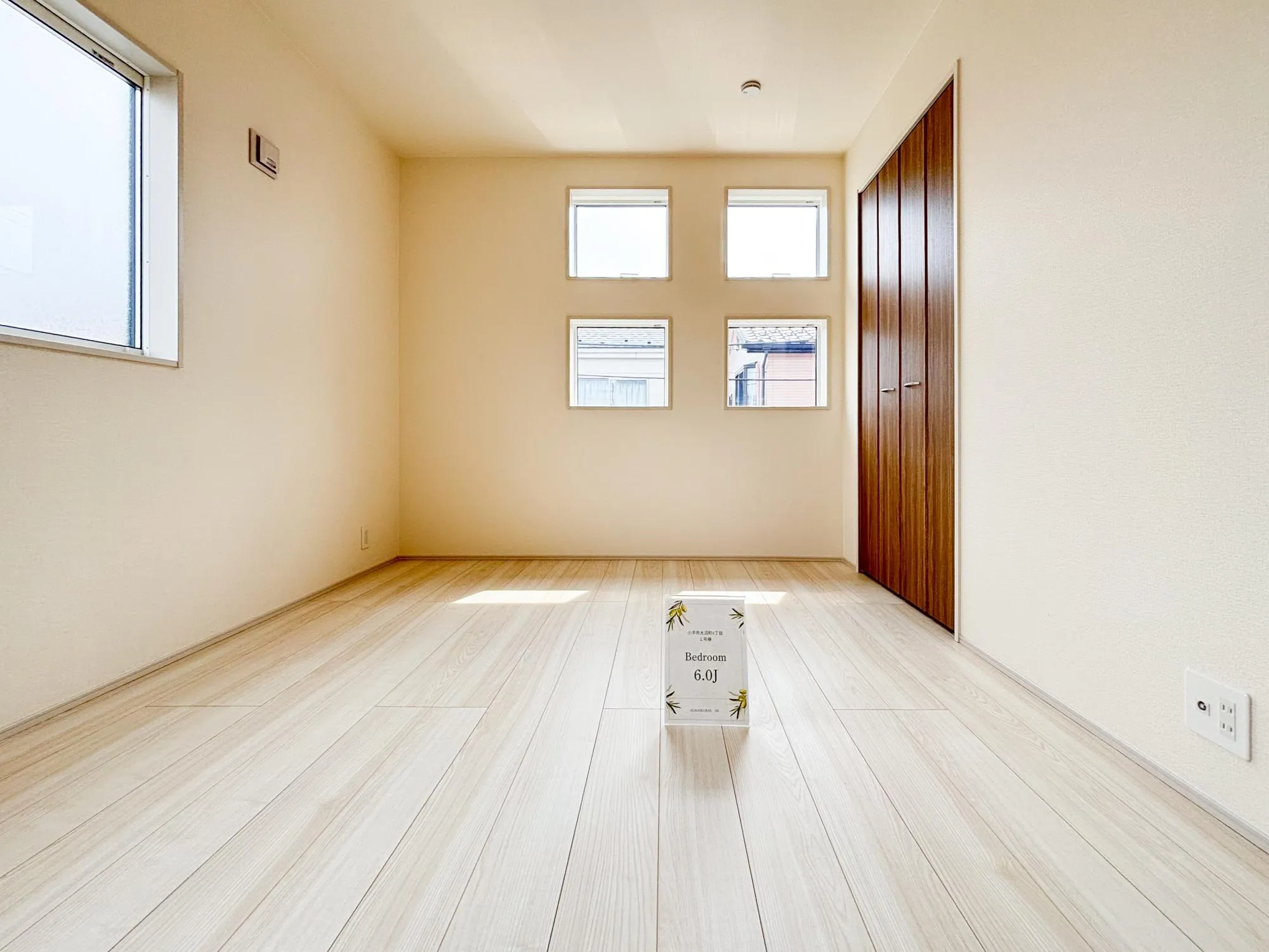 【2階　洋室(6.0帖)】