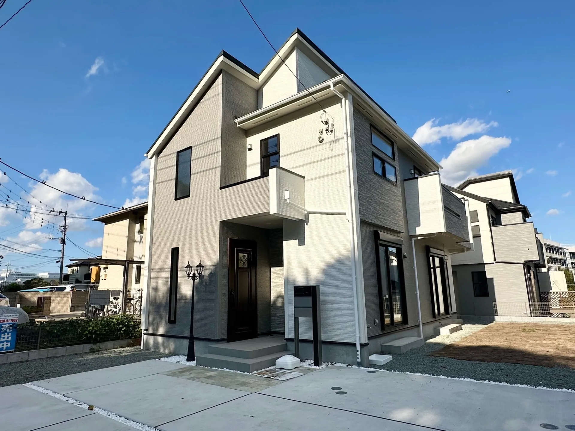 【1号棟現地写真　10月中旬撮影】