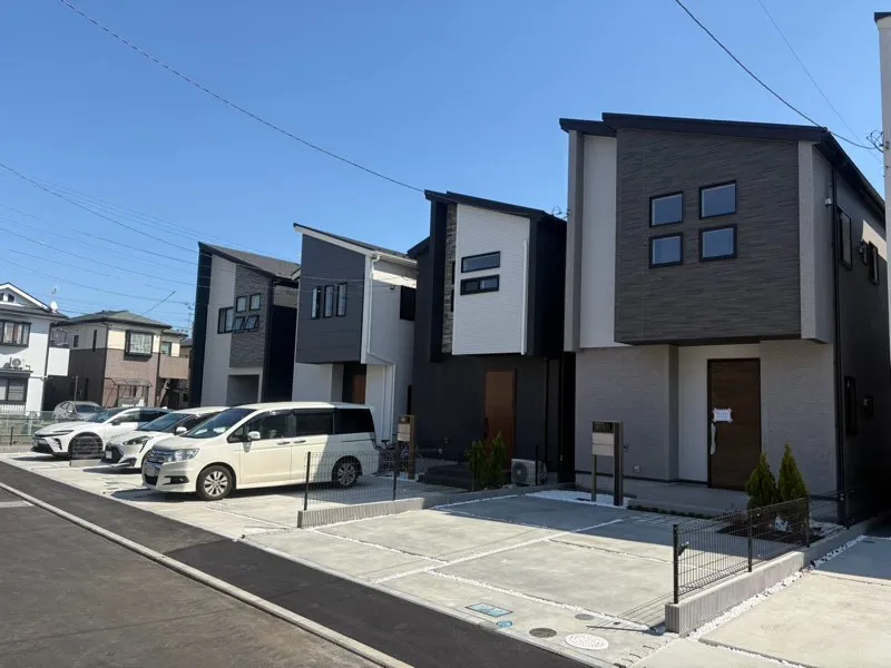 完成致しました♪ゆったり車2台を駐車出来ます!