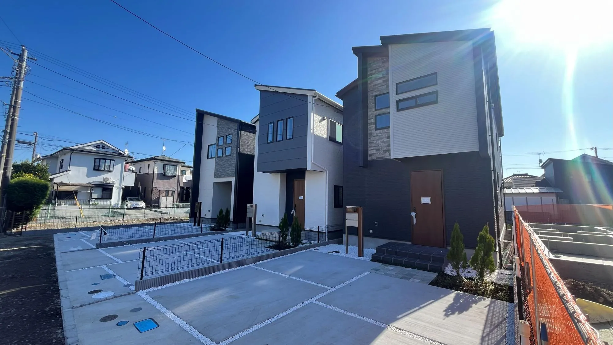 3号棟　ゆったりと普通車を2台とめられます!