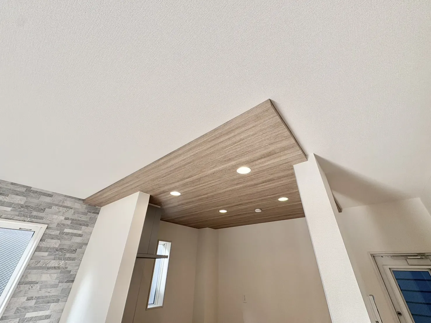 2号棟:ポップアップ天井