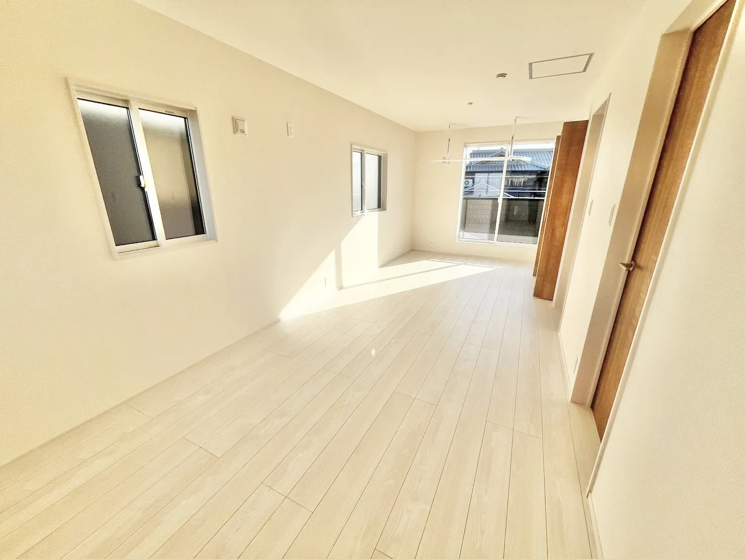 ☆2号棟　可変式間取り(6畳+5.25畳)☆