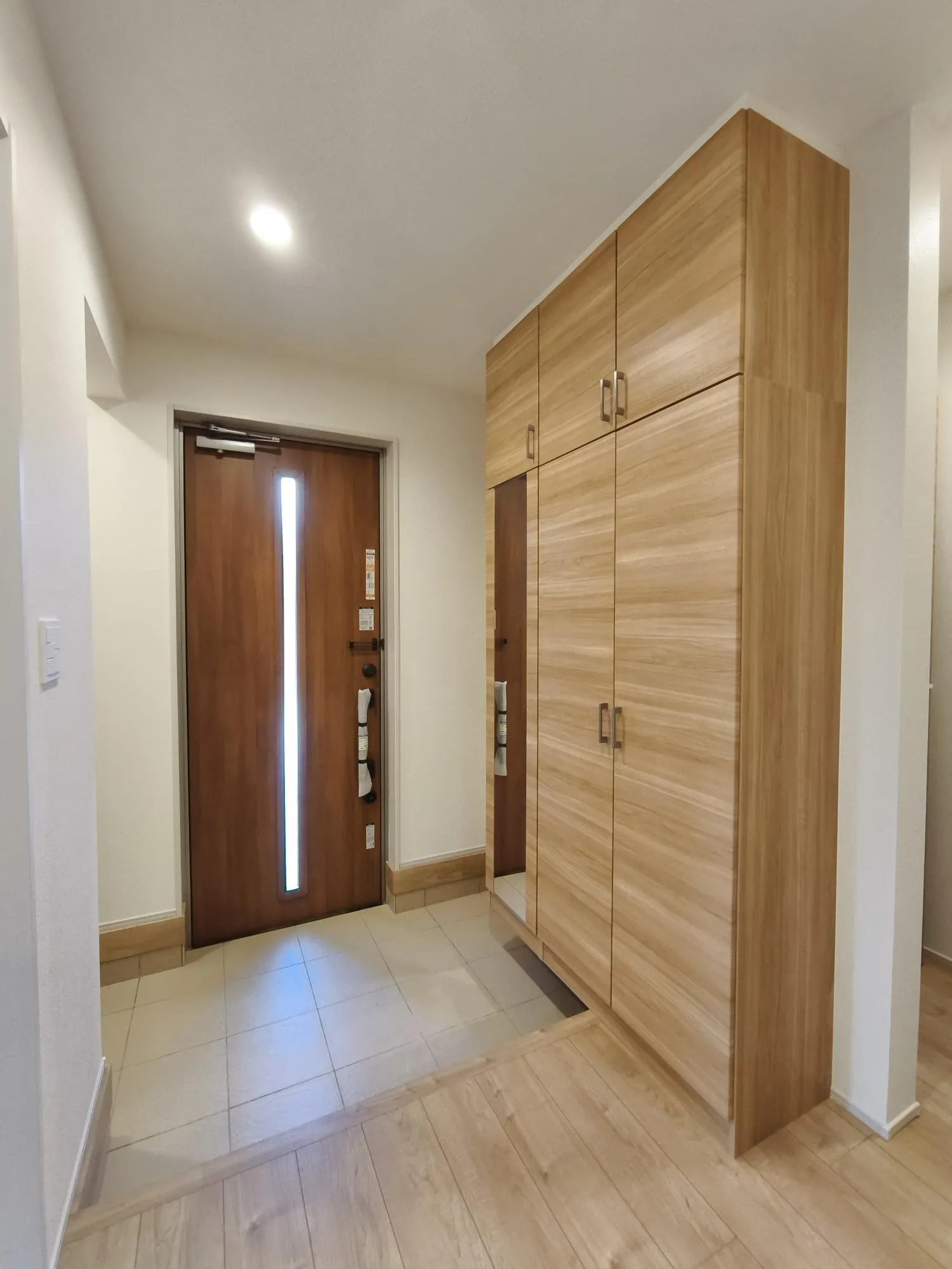 【①号棟】玄関収納