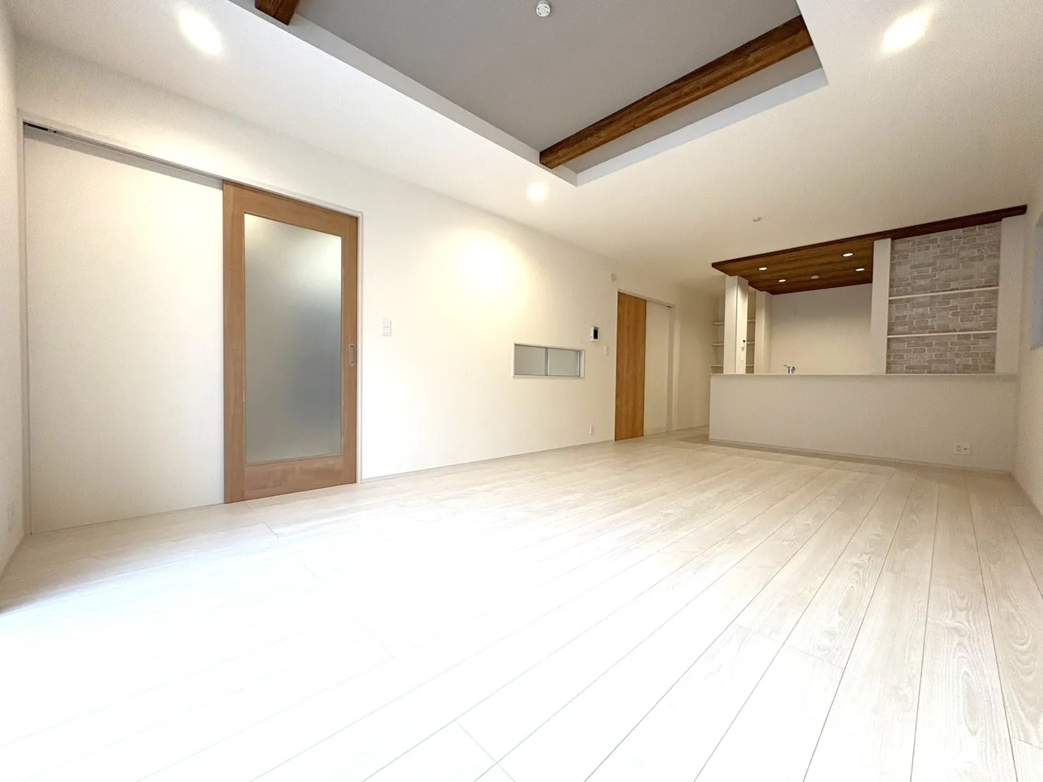 リビング　②号棟　2025年11月撮影