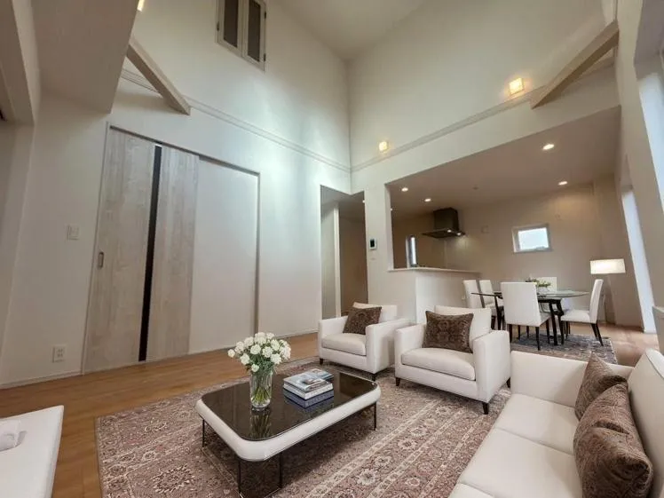 【1号棟】LDK(18.37J)