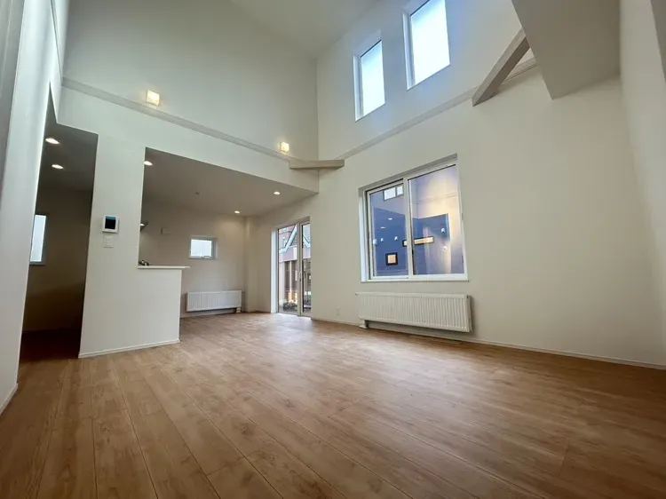 【1号棟】LDK(18.37J)