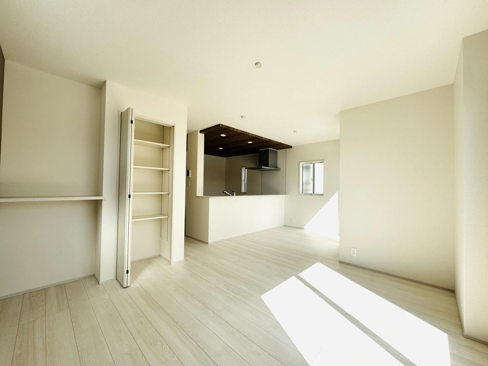 【リビング16.0帖】