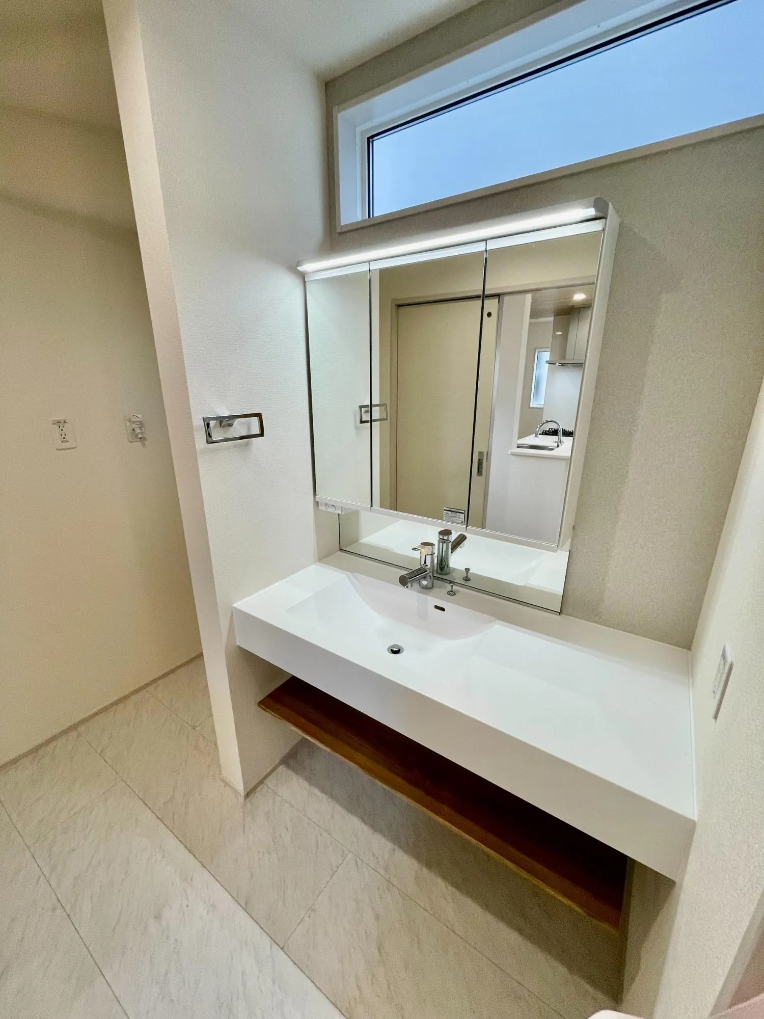 【2号棟 1階 洗面所】