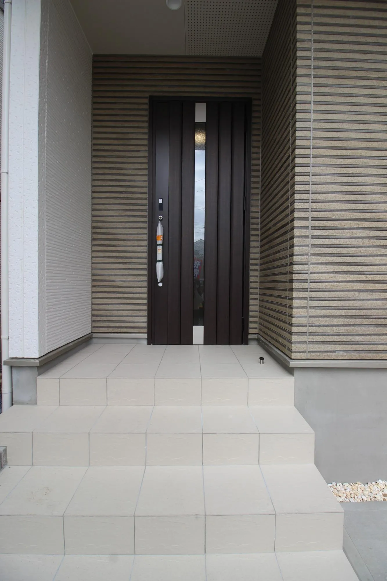 ①号棟玄関ドア