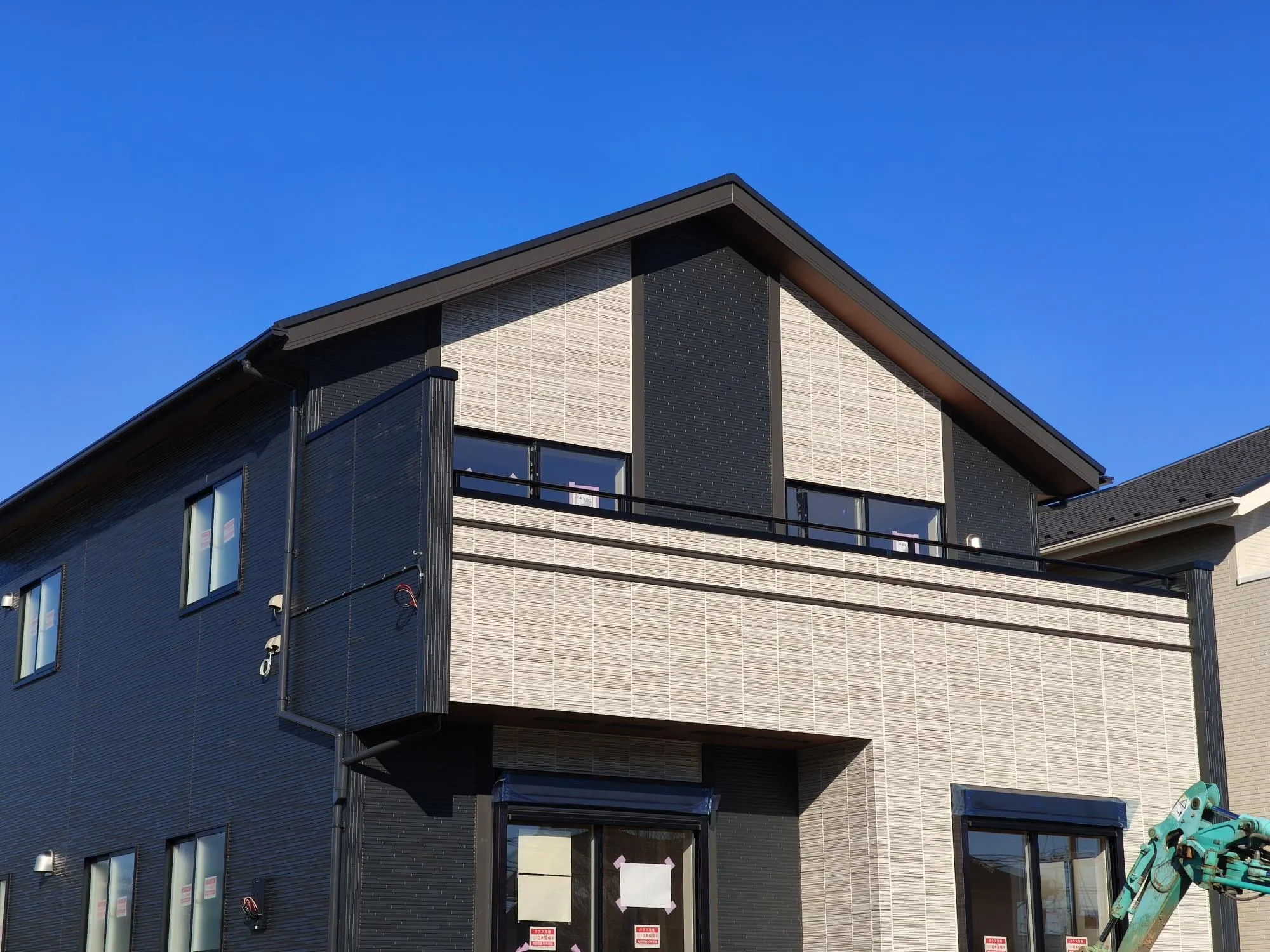 【1号棟】陽当たり良好なバルコニーは奥行き約1.8mの広々空間!