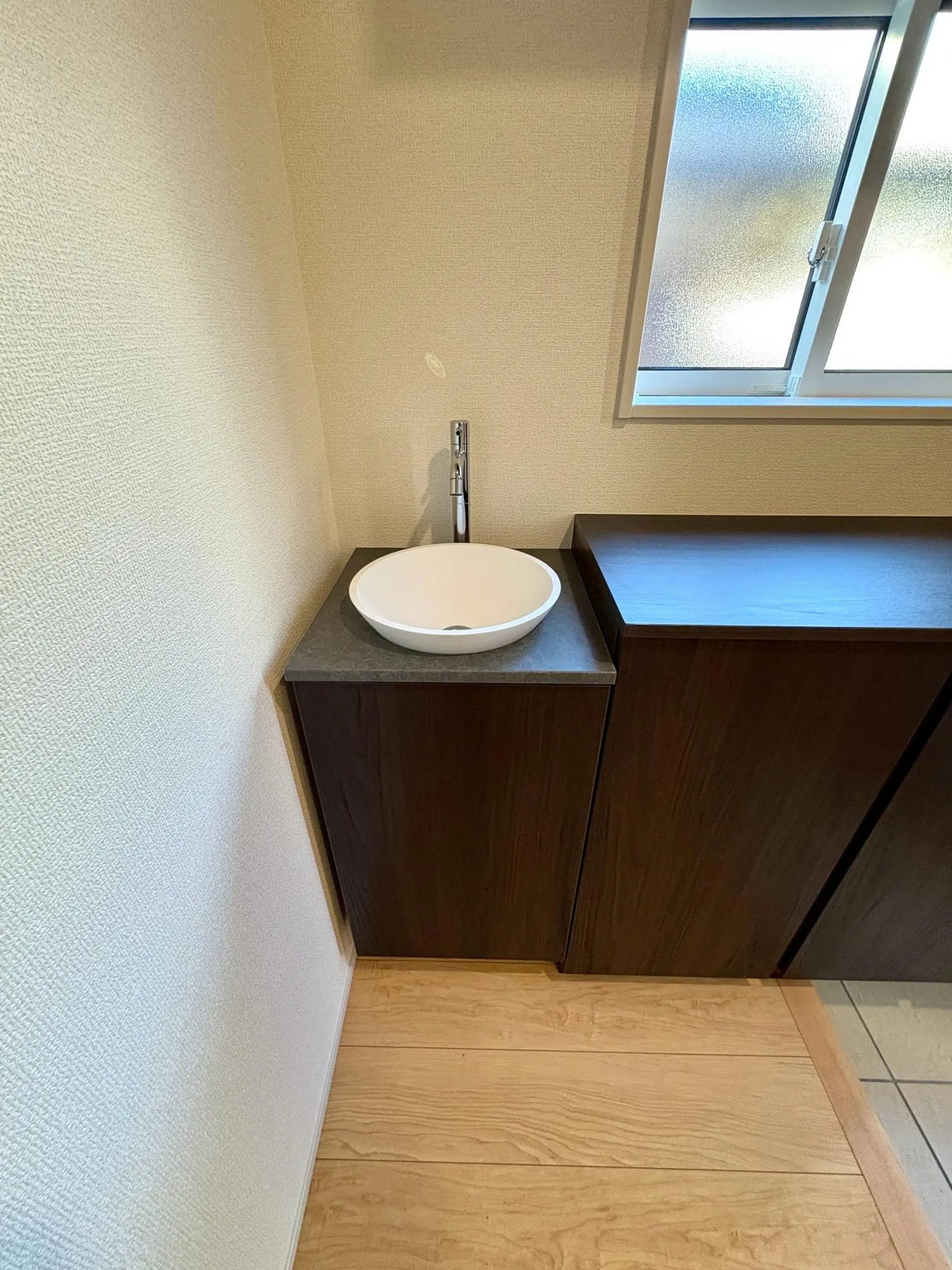 玄関手洗器付き