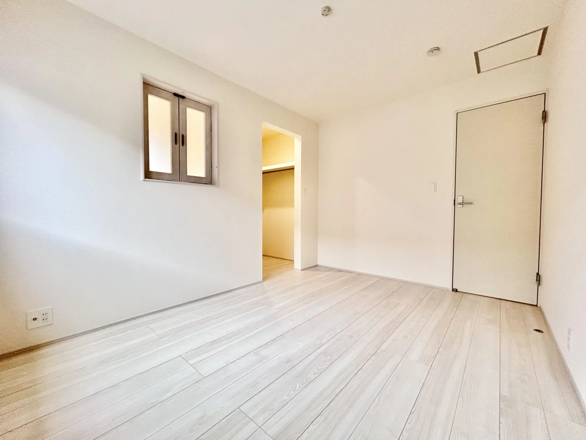 【洋室①】6.0帖