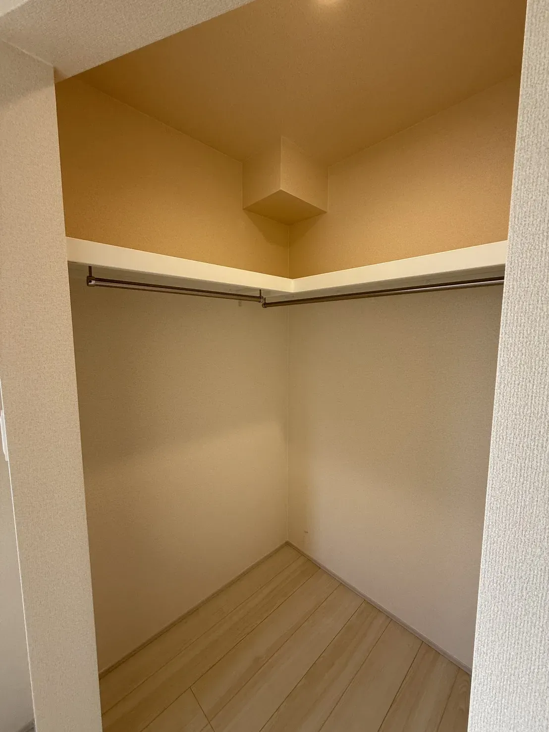 【6.0帖ウォークインクローゼット】