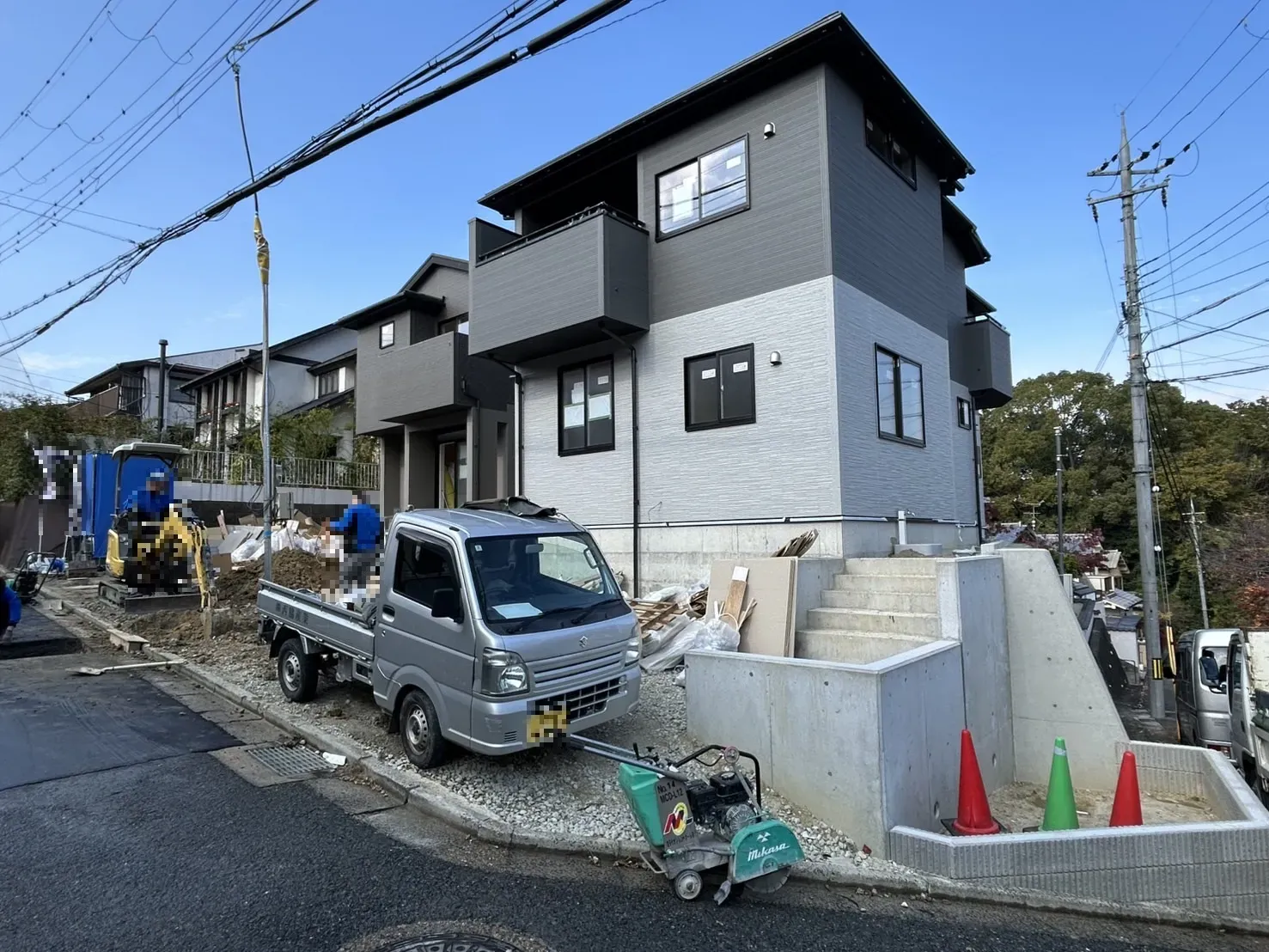 【販売現地】②号棟外観
2025.11.21撮影