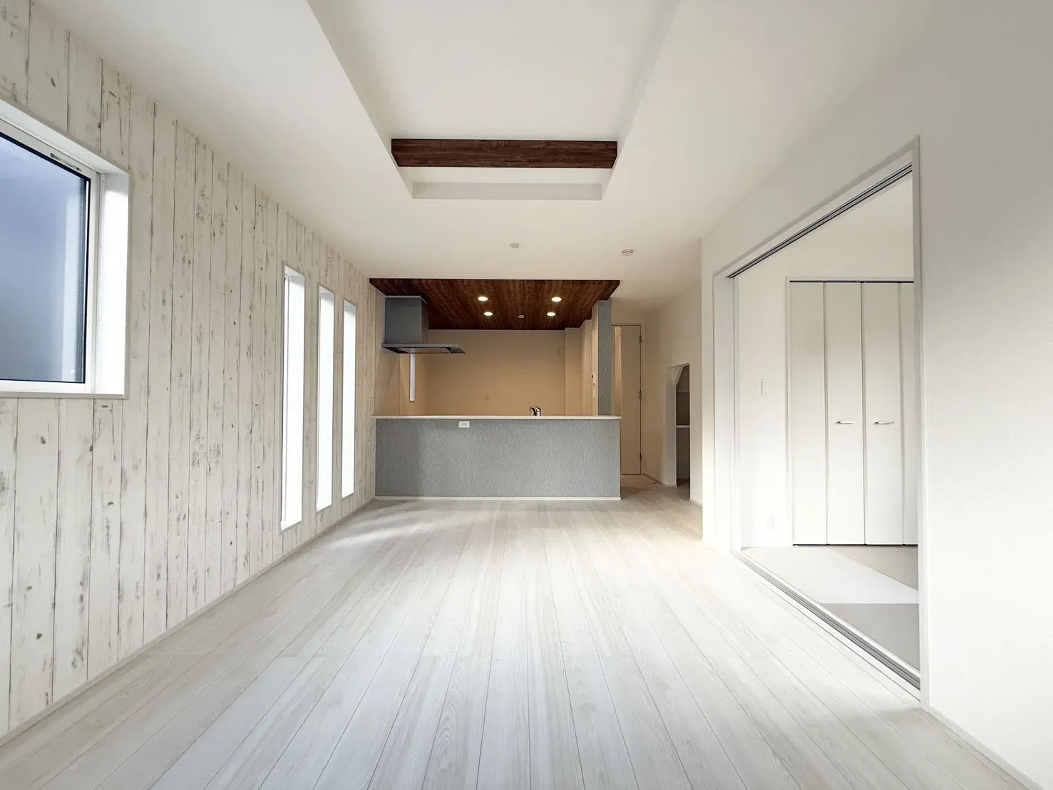 【LDK16.5帖+和室5.0帖】