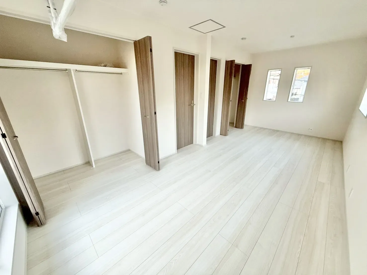 【洋室4.5帖+5.25帖 | 1号棟】