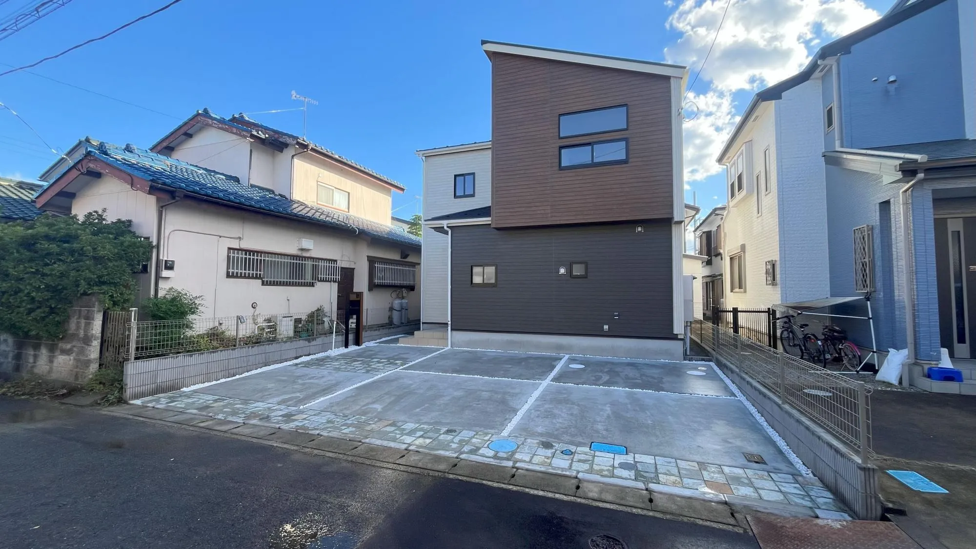 当社売主!
完成いたしました♪