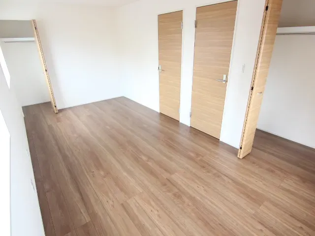 洋室4.5帖/4.5帖　2号棟