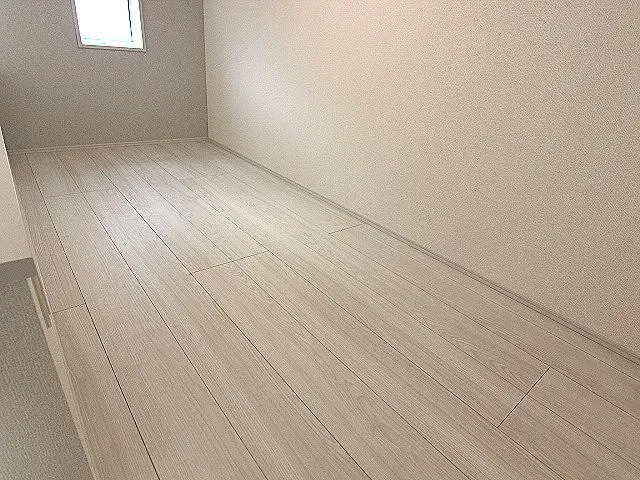 洋室6.75帖ロフト　1号棟