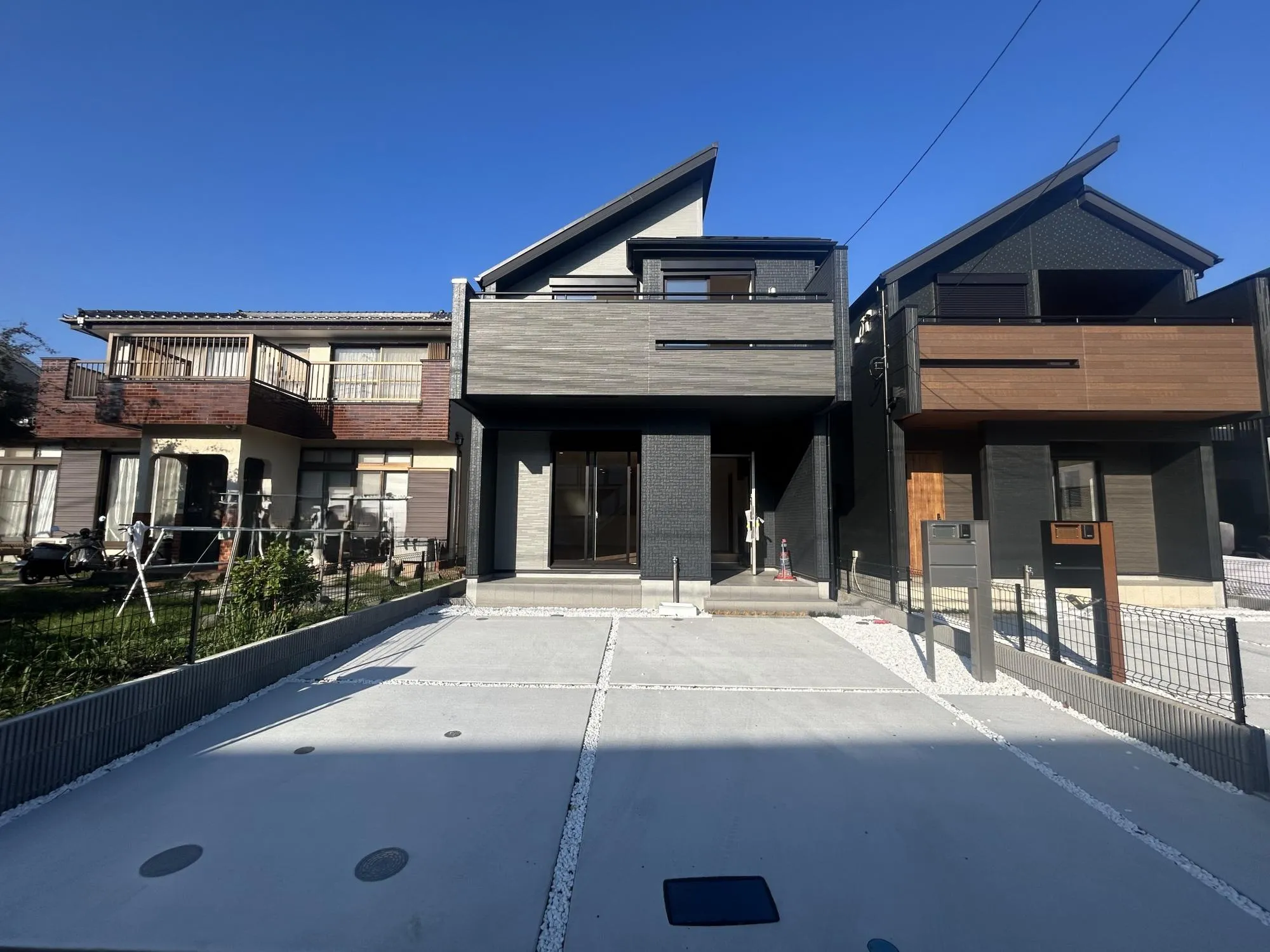 2号棟
お気軽にお問い合わせください◎