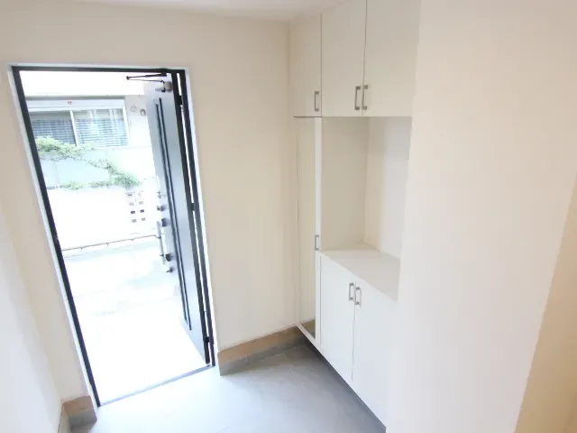 エントランス　1号棟