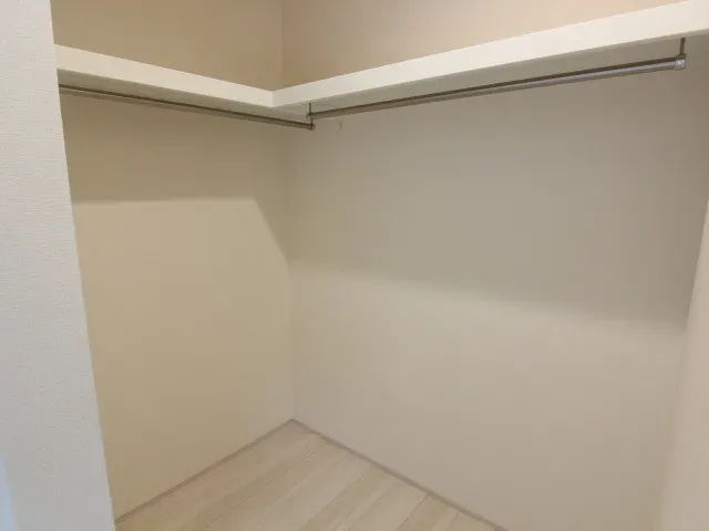 洋室6.75帖WIC　2号棟