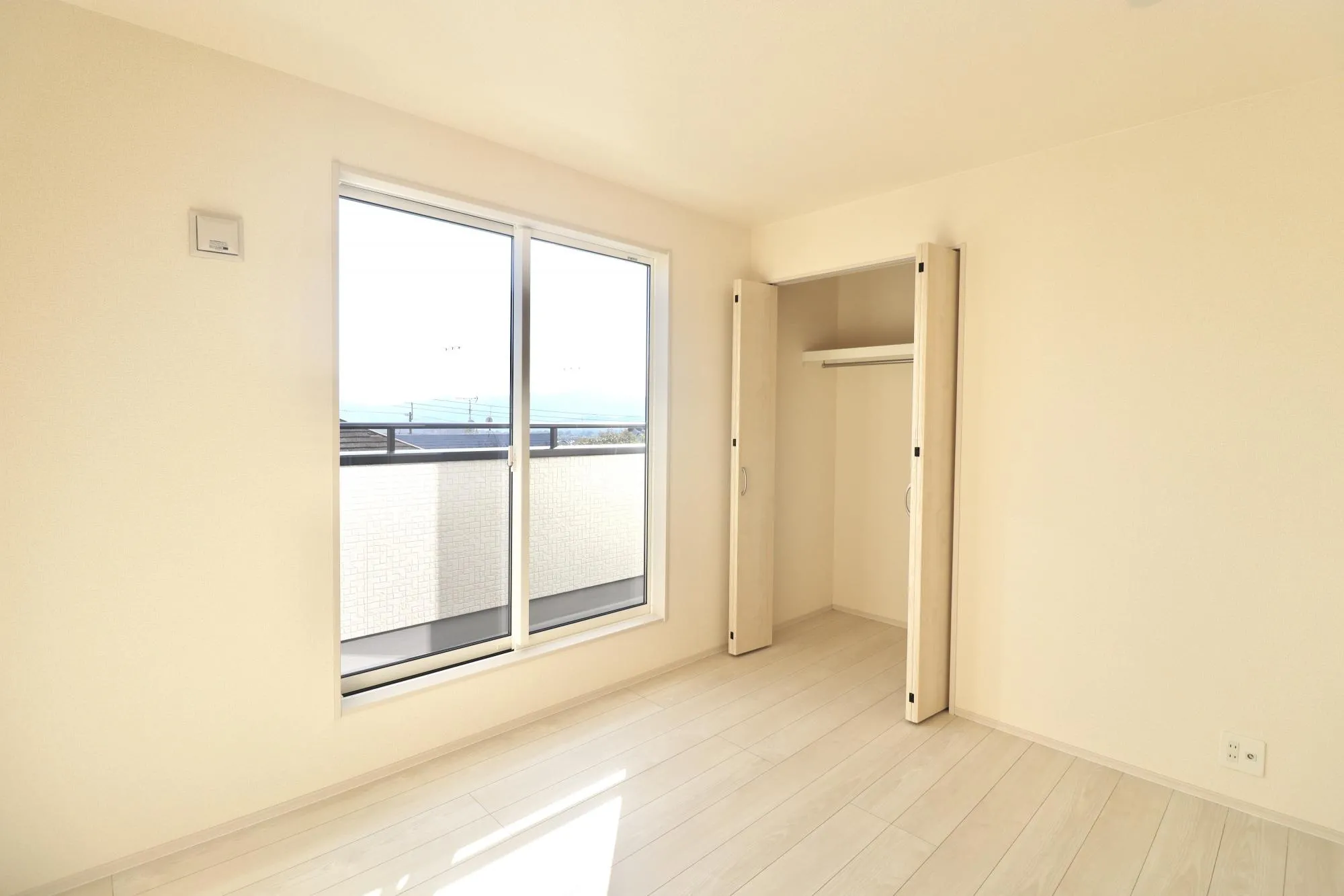 【洋室(5.25帖)】